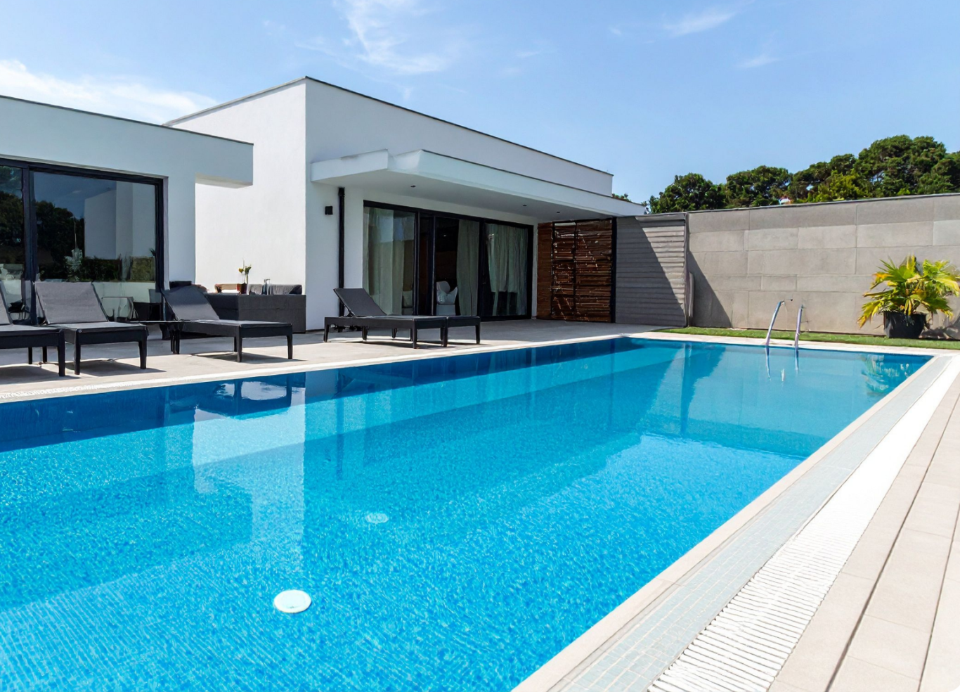 déclaration préalable : Piscine, extension, annexes, clôtures... Déclaration travaux d'aménagement comme : Votre clôture, le changement de vos fenêtes, un projet d'extension ou d'annexes